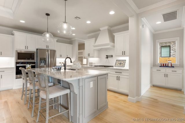 14153 S Evanston Avenue, Bixby, OK 74008