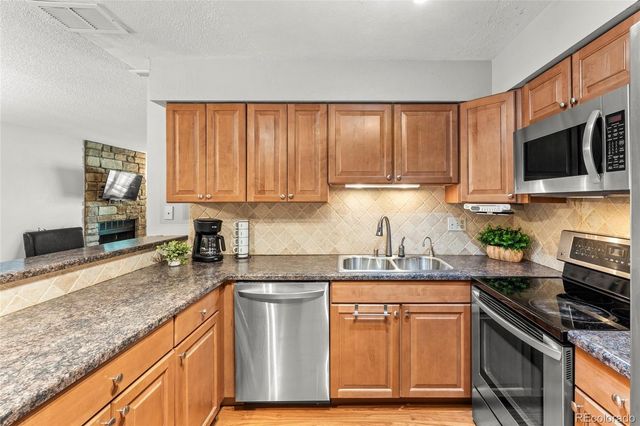 8417 Everett Way B, Arvada, CO 80005