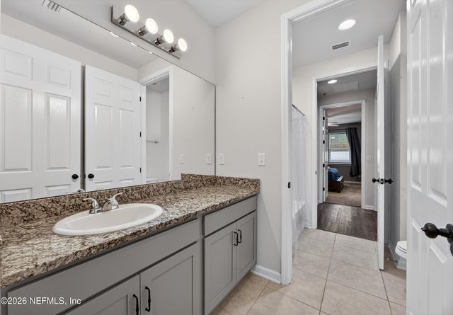 1062 PERSIMMON Drive, Middleburg, FL 32068