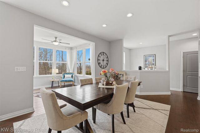 30253 MACINTOSH Lane, Lyon Charter Township, MI 48165