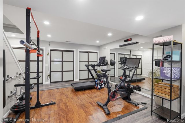 30253 MACINTOSH Lane, Lyon Charter Township, MI 48165