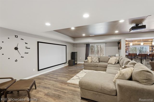 30253 MACINTOSH Lane, Lyon Charter Township, MI 48165