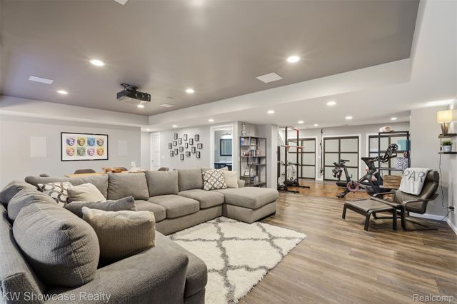 30253 MACINTOSH Lane, Lyon Charter Township, MI 48165