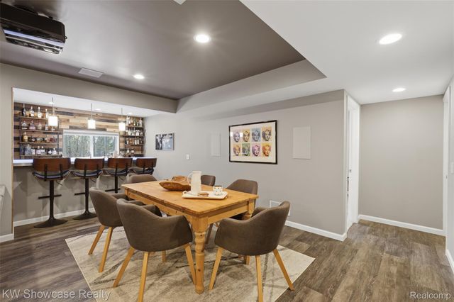 30253 MACINTOSH Lane, Lyon Charter Township, MI 48165