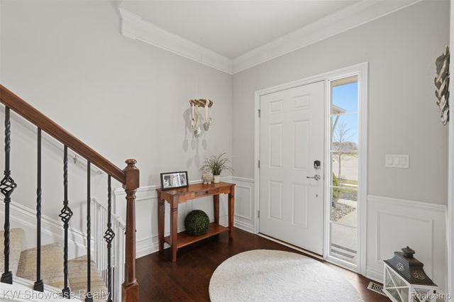 30253 MACINTOSH Lane, Lyon Charter Township, MI 48165