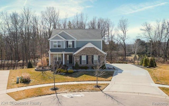 30253 MACINTOSH Lane, Lyon Charter Township, MI 48165