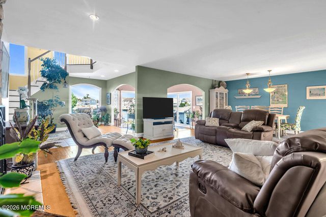 2111 Middle Avenue, Point Pleasant, NJ 08742