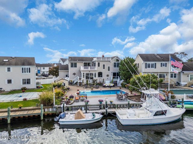 2111 Middle Avenue, Point Pleasant, NJ 08742