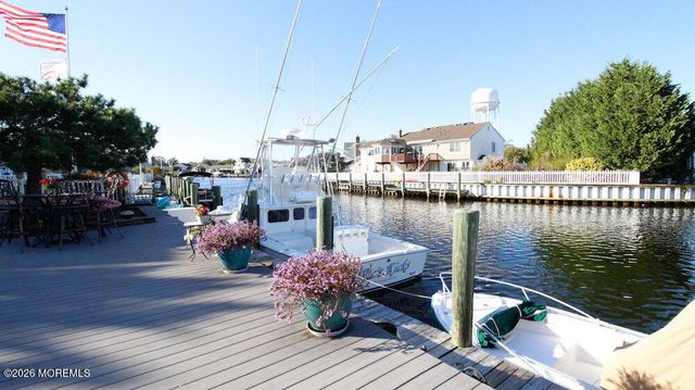 2111 Middle Avenue, Point Pleasant, NJ 08742