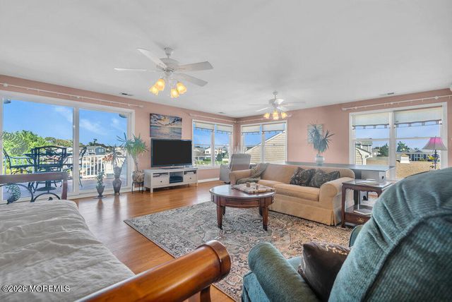 2111 Middle Avenue, Point Pleasant, NJ 08742