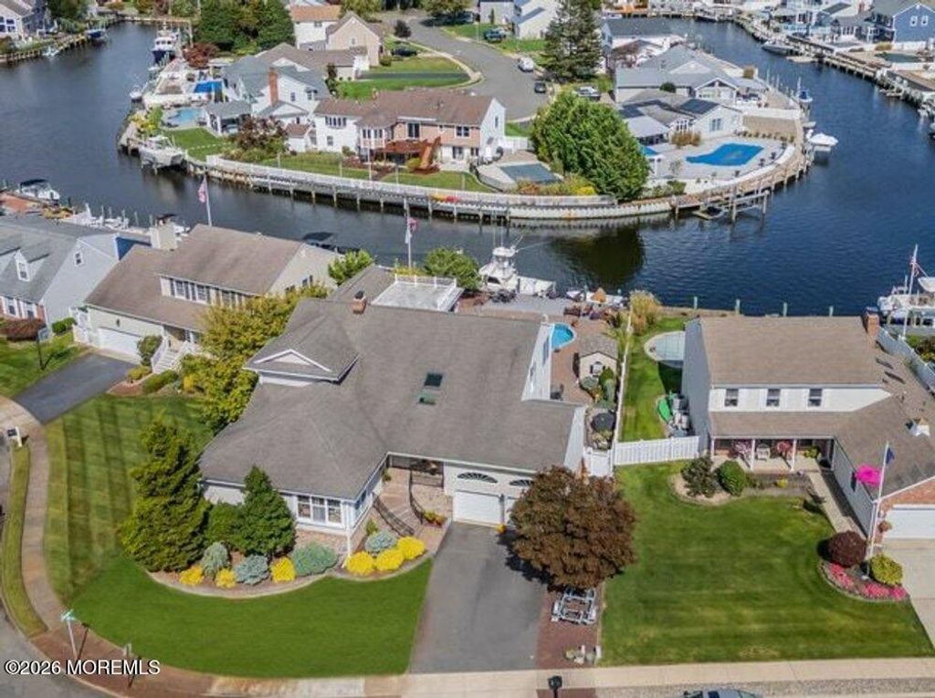 2111 Middle Avenue, Point Pleasant, NJ 08742