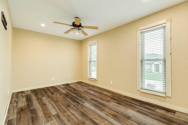 212 Briarcreek Street, Richwood, TX 77531