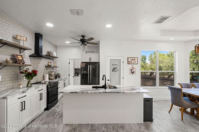 11360 Lark Sparrow Road, Weeki Wachee, FL 34614