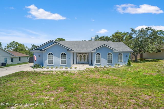 11360 Lark Sparrow Road, Weeki Wachee, FL 34614