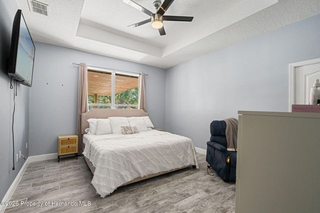 11360 Lark Sparrow Road, Weeki Wachee, FL 34614