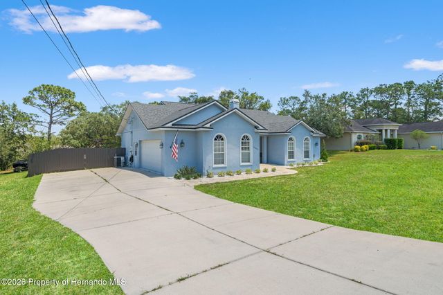 11360 Lark Sparrow Road, Weeki Wachee, FL 34614