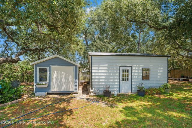 11360 Lark Sparrow Road, Weeki Wachee, FL 34614