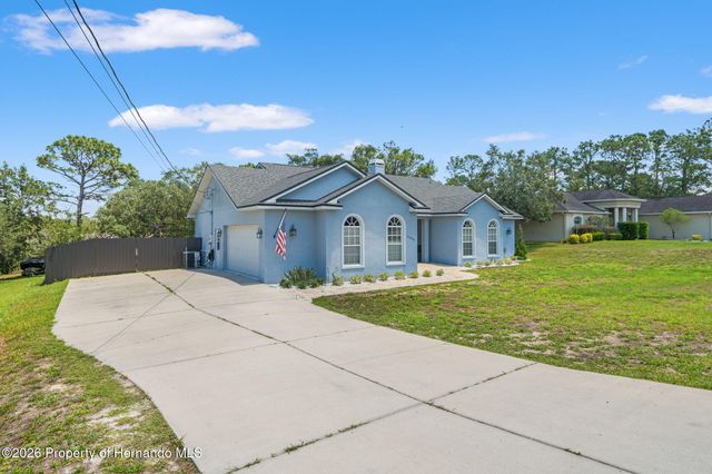 11360 Lark Sparrow Road, Weeki Wachee, FL 34614