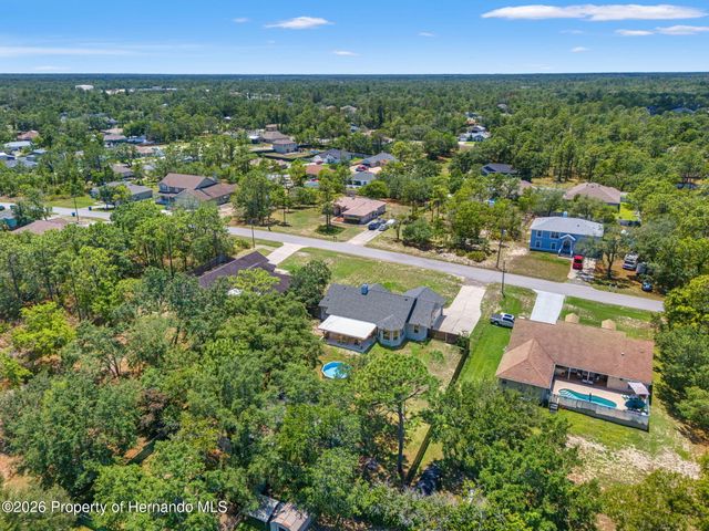 11360 Lark Sparrow Road, Weeki Wachee, FL 34614