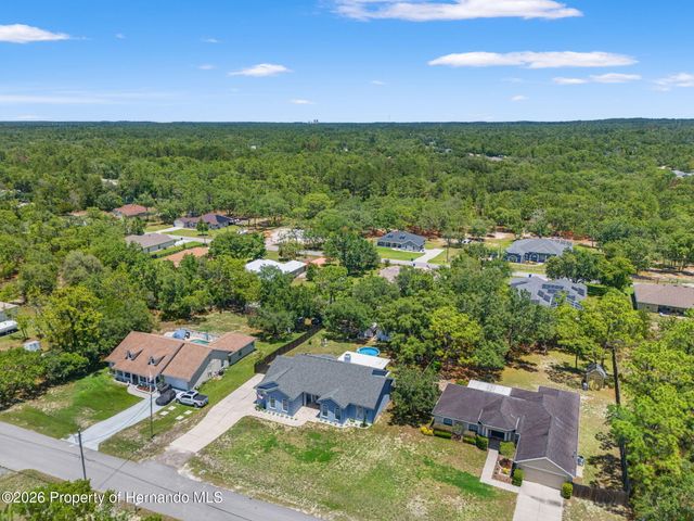 11360 Lark Sparrow Road, Weeki Wachee, FL 34614