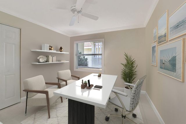 661 Deer Creek Hollows Circle, Deerfield Beach, FL 33442