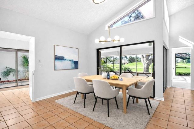 661 Deer Creek Hollows Circle, Deerfield Beach, FL 33442