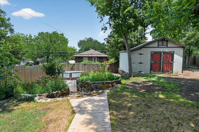 3319 Irwindell Boulevard, Dallas, TX 75211