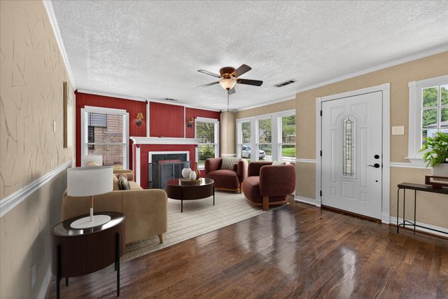 3319 Irwindell Boulevard, Dallas, TX 75211