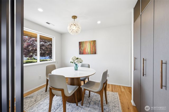 2702 E 16th Street, Bremerton, WA 98310