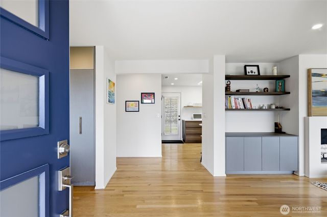 2702 E 16th Street, Bremerton, WA 98310