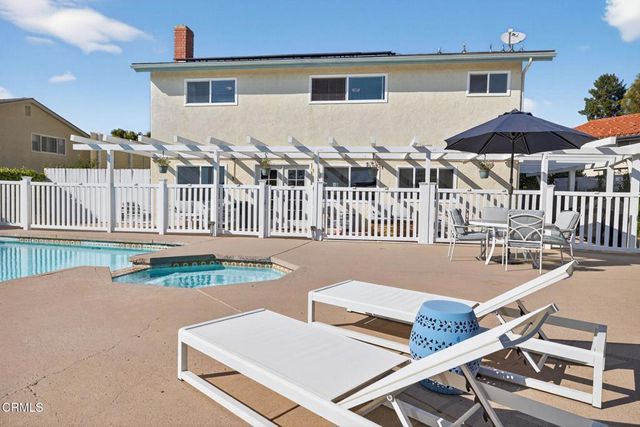 10696 Loma Vista Road, Ventura, CA 93004