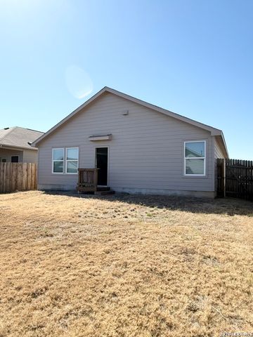 713 Kildeer Trl, New Braunfels, TX 78132