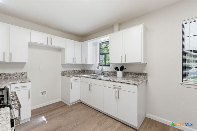 126 E Bobwhite Lane, Harker Heights, TX 76548