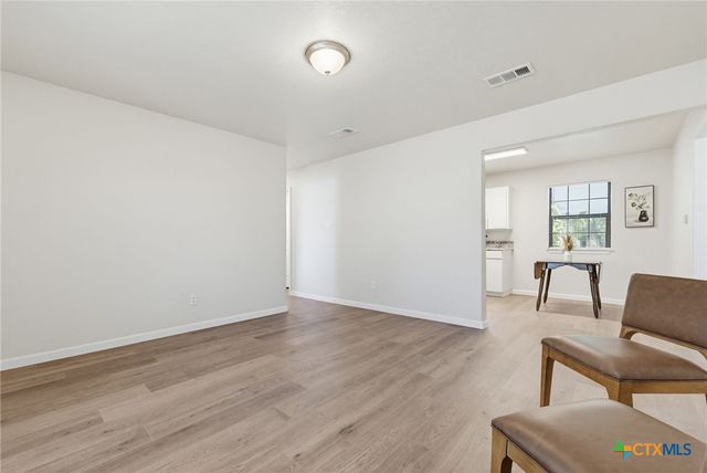 126 E Bobwhite Lane, Harker Heights, TX 76548