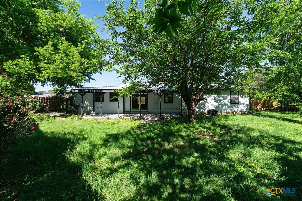 Image 27 of property listing at 126 E Bobwhite Lane, Harker Heights, TX 76548
