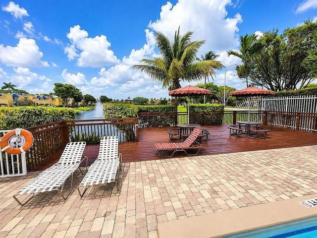 8575 NW 5th Terrace 1509, Miami, FL 33126
