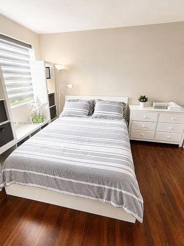 8575 NW 5th Terrace 1509, Miami, FL 33126