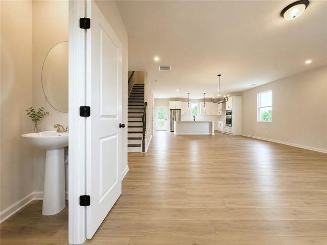 3290 Willow Glade Trail, Lawrenceville, GA 30043
