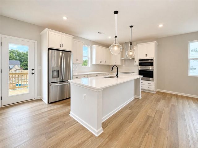 3290 Willow Glade Trail, Lawrenceville, GA 30043