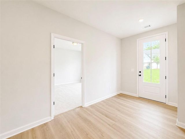 3290 Willow Glade Trail, Lawrenceville, GA 30043