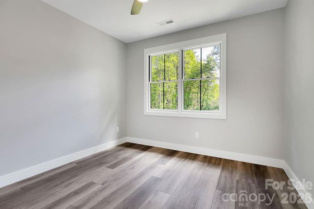 404 High Ridge Drive, Mills River, NC 28759