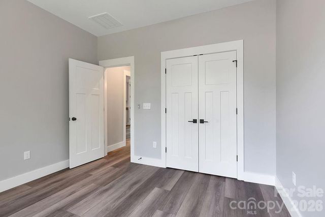 404 High Ridge Drive, Mills River, NC 28759