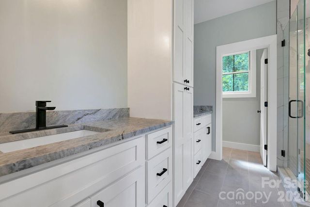 404 High Ridge Drive, Mills River, NC 28759