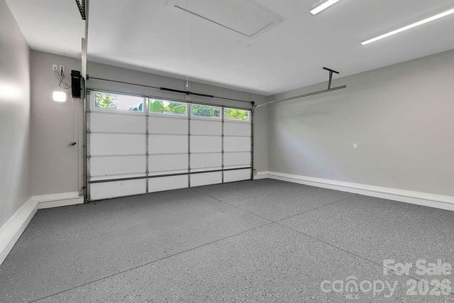 404 High Ridge Drive, Mills River, NC 28759
