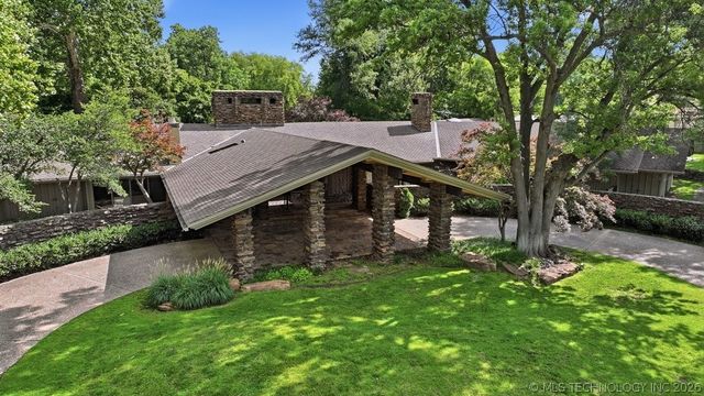 3701 S Atlanta Place, Tulsa, OK 74105
