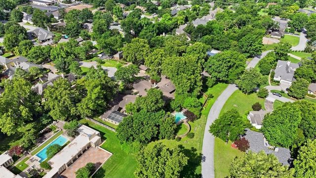 3701 S Atlanta Place, Tulsa, OK 74105