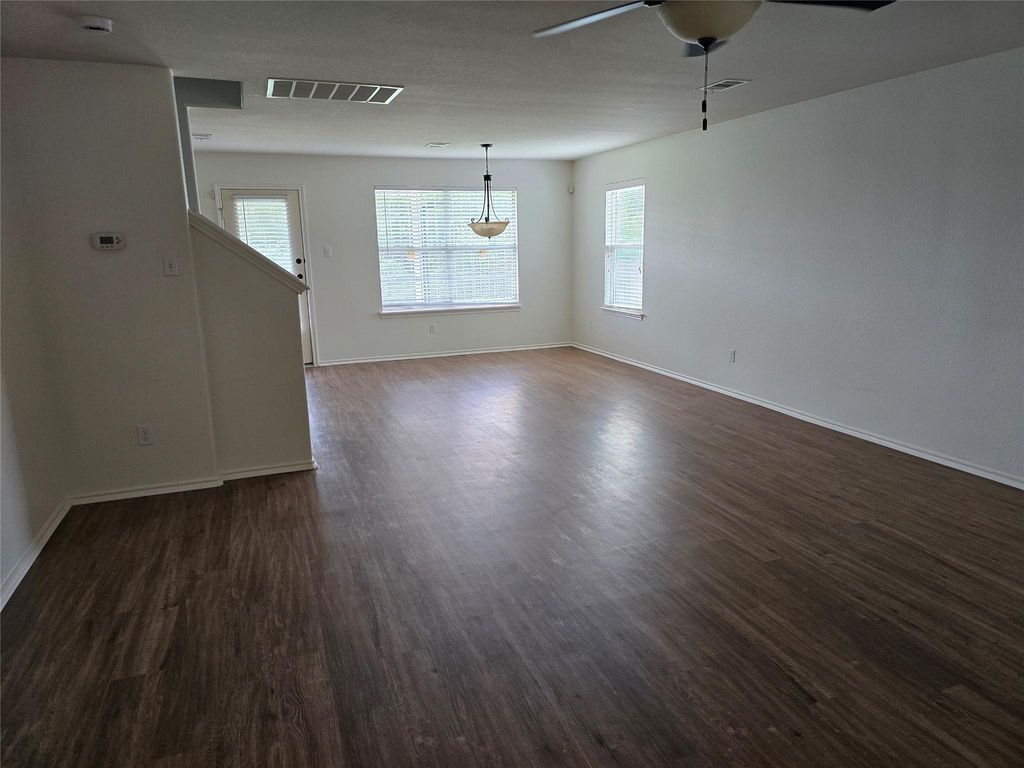 11909 Big Sky DR, Manor, TX 78653