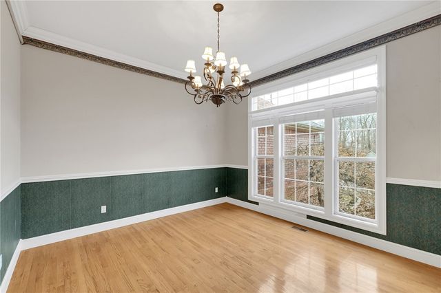 8176 Top Flite Circle, Rogers, AR 72756