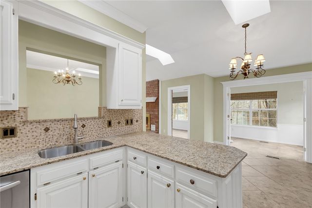 8176 Top Flite Circle, Rogers, AR 72756