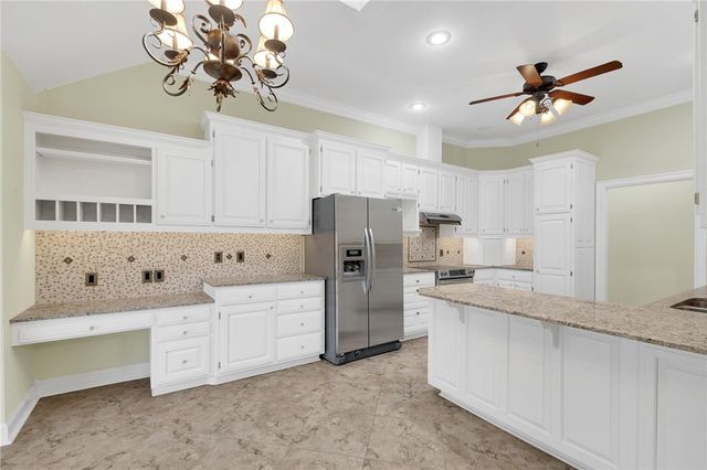 8176 Top Flite Circle, Rogers, AR 72756